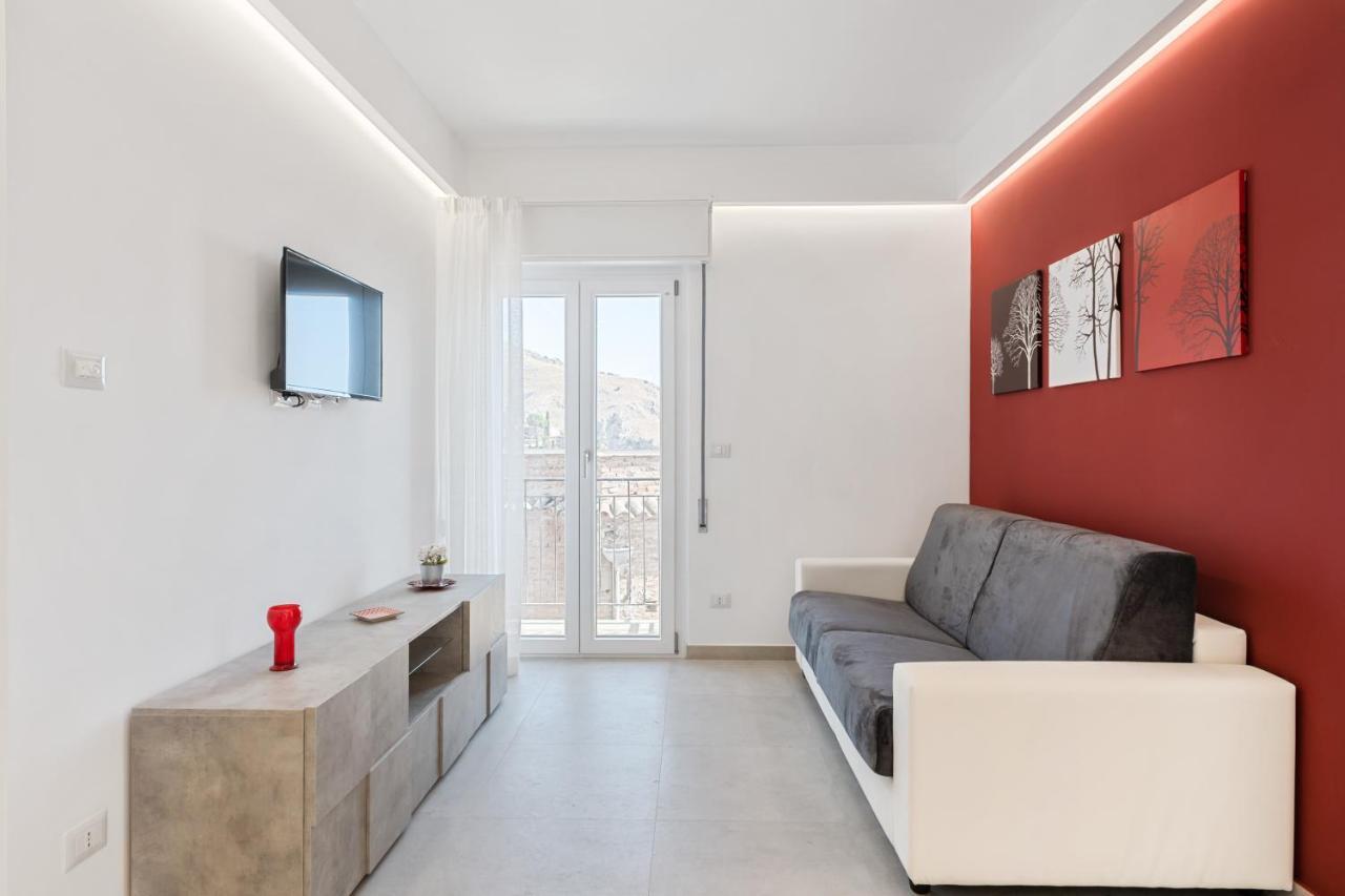Cozy Apartment Near The Historic Center Таормина Экстерьер фото